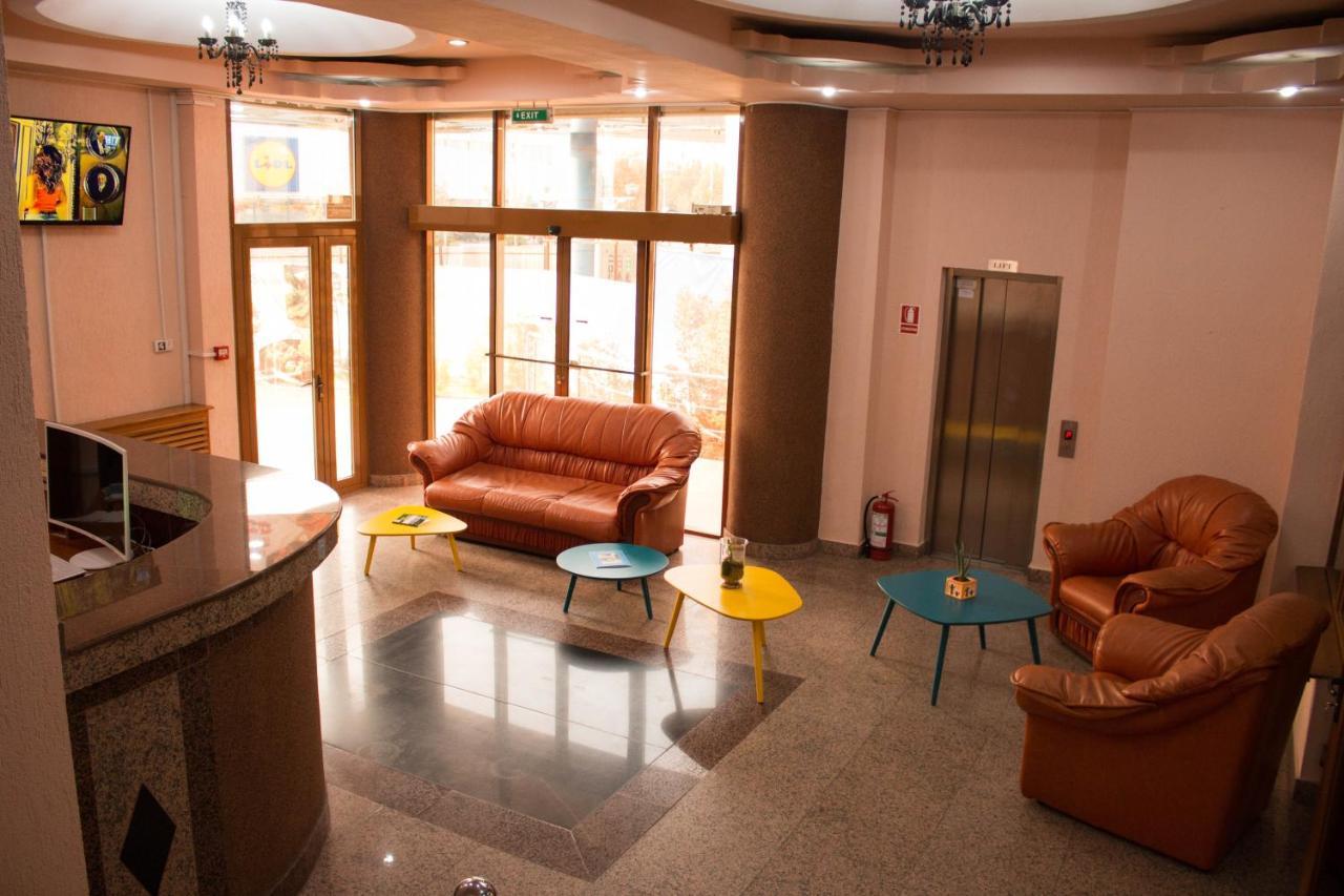 N&S Hotel Barlad Birlad Ngoại thất bức ảnh